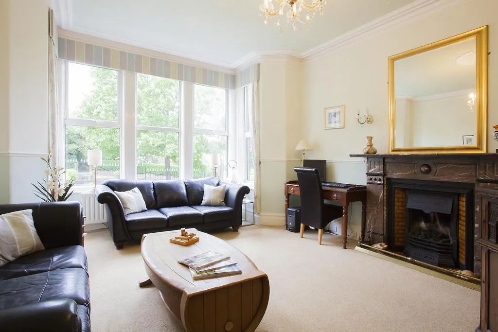 Guest house Alexa House Hotel Harrogate
